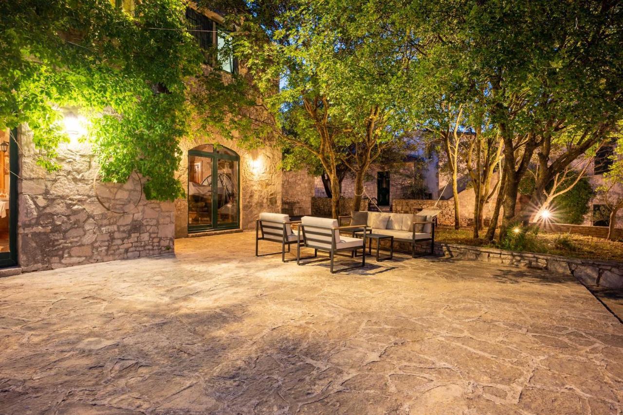 Nono Ban Hotel & Villa Gornji Humac ภายนอก รูปภาพ