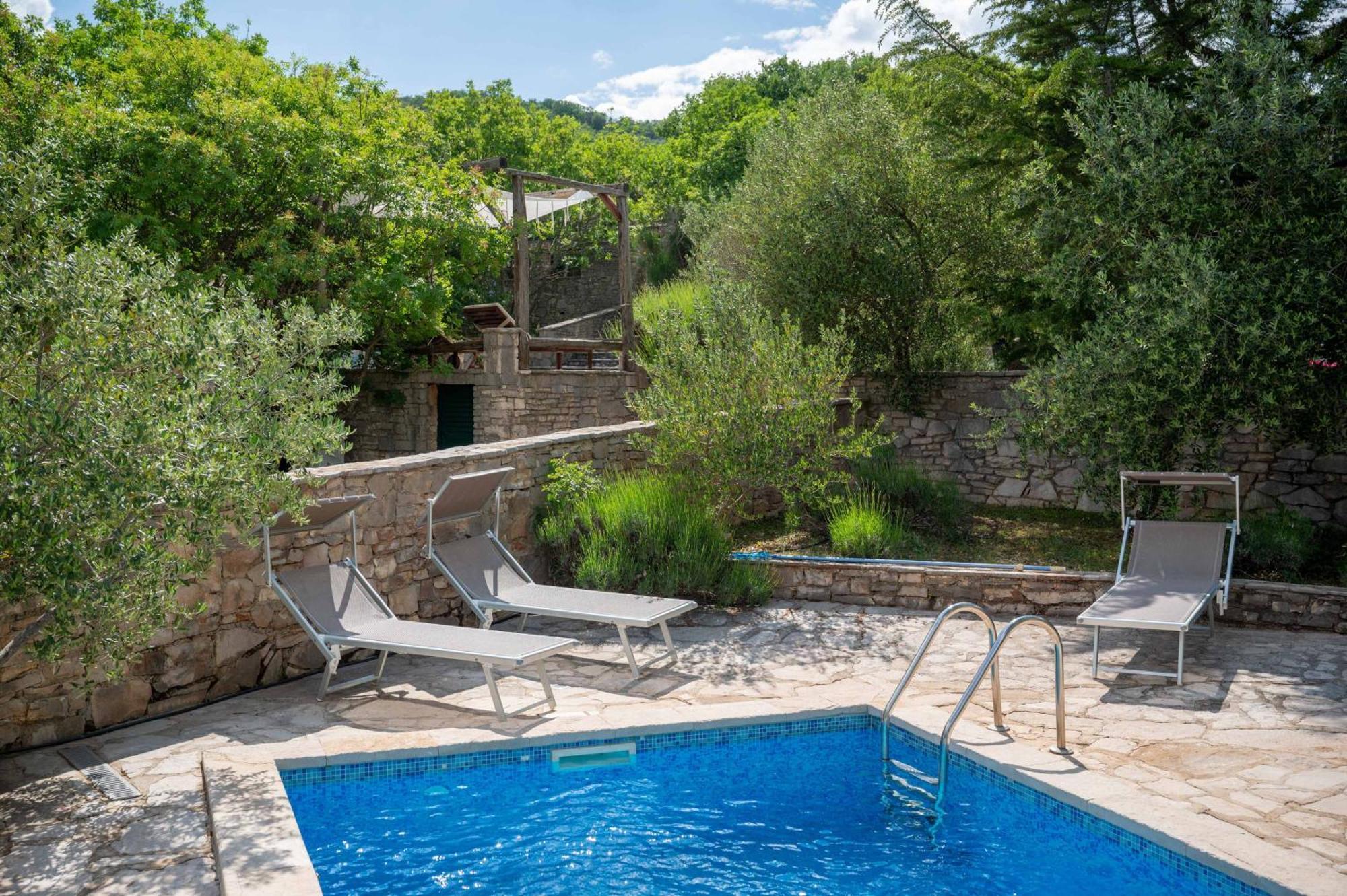 Nono Ban Hotel & Villa Gornji Humac ภายนอก รูปภาพ