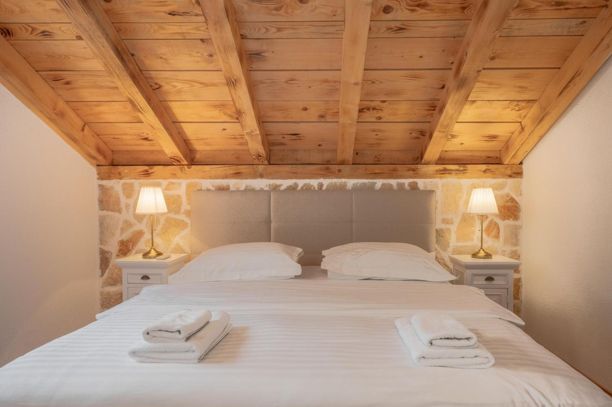 Nono Ban Hotel & Villa Gornji Humac ภายนอก รูปภาพ